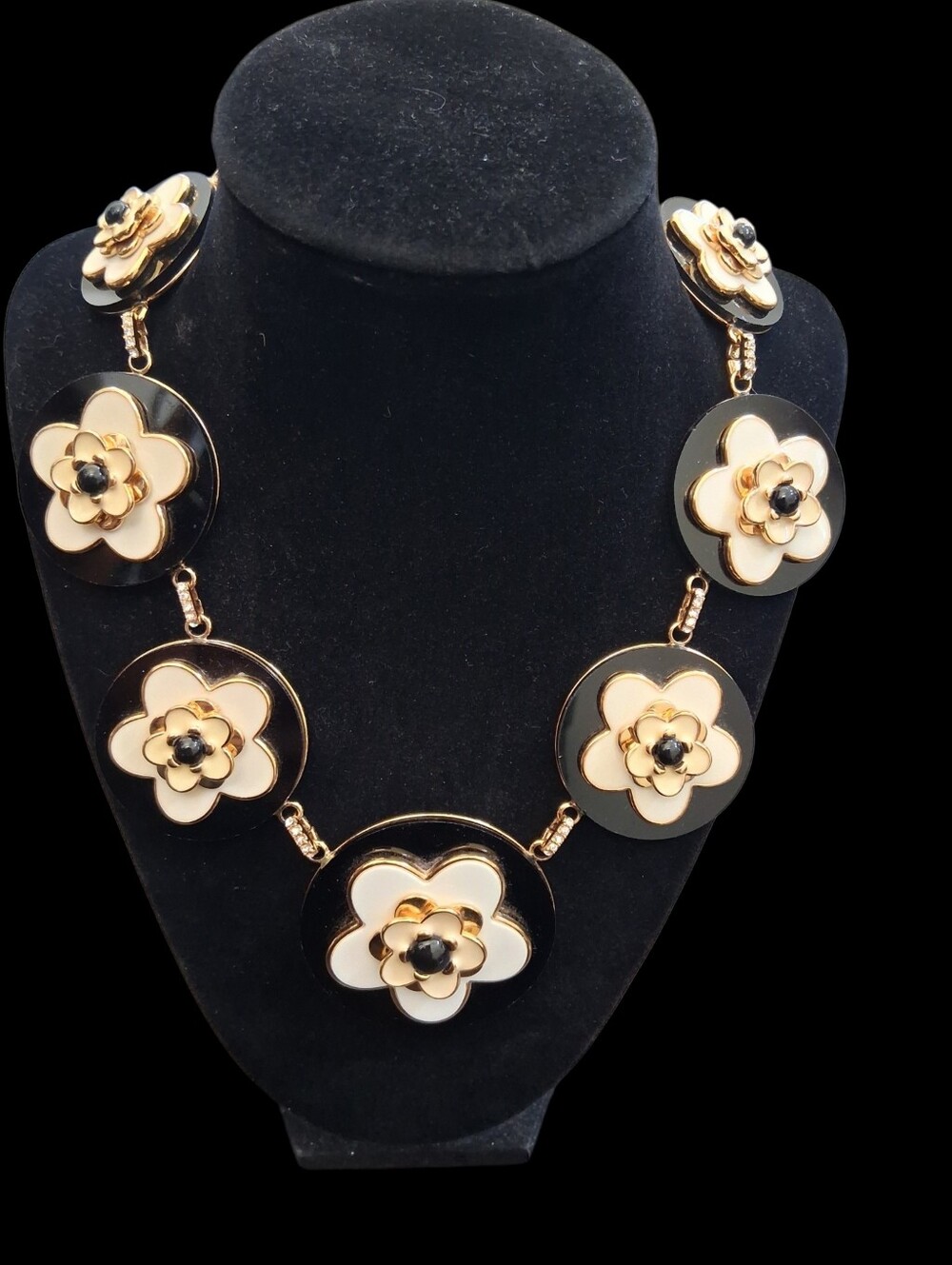 Kate Spade Black & White Flower Necklace Rare Last Night In Chelsea